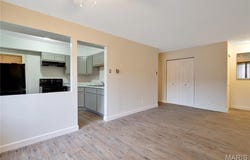 7579 Hazelcrest Drive, Hazelwood, MO 63042