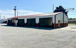 607  W. Main St., Robinson, IL 62454