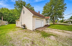 6136 Lake Road W, Ashtabula, OH 44004