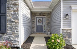 2421 Creek Bank Drive, Columbus, IN 47201