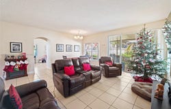 18463 NW 20th St, Pembroke Pines, FL 33029