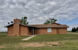 910 FM 1842, Olton, TX 79064