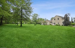75 Biser Rd, Delaware Twp., NJ 08822-2710