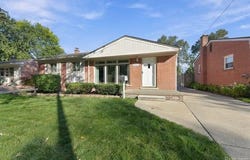 25304 Haskell Street, Taylor, MI 48180