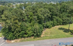 10 Bridle Ridge Road, Gadsden, AL 35901