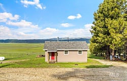 10169 Timberrim Drive, Cascade, ID 83611