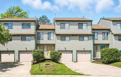 653 Westwinds Dr, IA 52246
