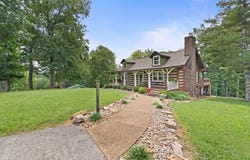 200 Duke Lane, Livingston, TN 38570