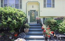 52 Urquhart Street, Cranston, RI 02920