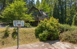 1780 Southgate Way, Grants Pass, OR 97527