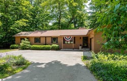 3862 N TRILLIUM DRIVE, LELAND, MI 49654