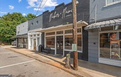 114 W College, Bowdon, GA 30108