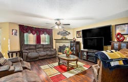 127 Independence Avenue, Venus, TX 76084