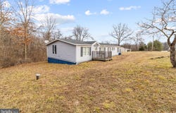 75 VERA GREEN, HEDGESVILLE, WV 25427