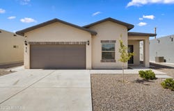 814 Magnolia Park Street, Sunland Park, NM 88008