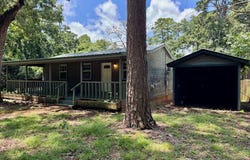 191 Peace Pipe Lane, Grapeland, TX 75844