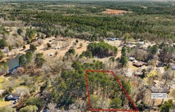 2804 Carroll Ave, Kilgore, TX 75662