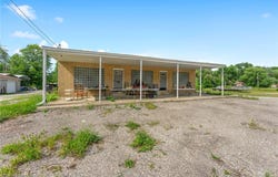 5987 Youngstown Hubbard Road, Hubbard, OH 44425