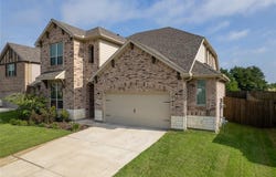 2352 High Plain Lane, Waxahachie, TX 75167
