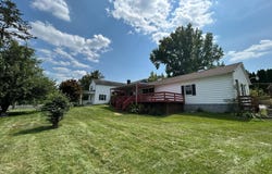 323 W 1ST STREET, BOILING SPRINGS, PA 17007