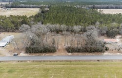 Salter Rd, Pace, FL 32571