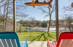 948 County Road 318, Tecumseh, MO 65760