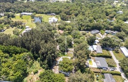 2735 6th Street, Vero Beach, FL 32968