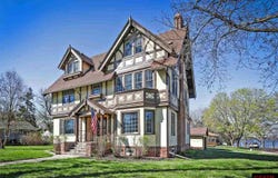 929 E Elm Avenue, Waseca, MN 56093-3366