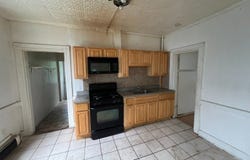161 Thomas St, Bloomfield Twp., NJ 07003-2504