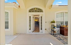8 VILLAGE Circle, Palm Coast, FL 32164