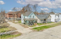 210 S 8th, Escanaba, MI 49829