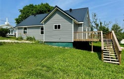 401 Clara Street, Potosi, MO 63664