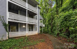 6005 Pinebark Court, Charlotte, NC 28212