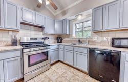 12513 W Canterbury Drive, Ocean Springs, MS 39564
