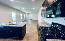 117 Huckleberry Ln, Elgin, TX 78621