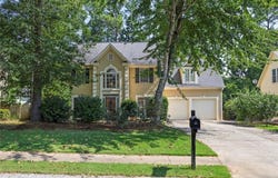 639 Radford Circle, Woodstock, GA 30188