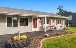 4015 WAKEMAN Drive, COUNCIL BLUFFS, IA 51501