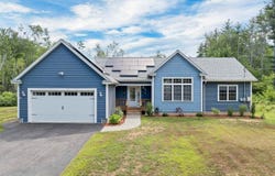 432 Main Street, Danville, NH 03819
