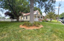 615 Morrison Avenue, Waterloo, IL 62298