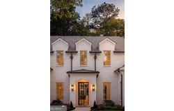 2896 Cravenridge Drive NE, Brookhaven, GA 30319