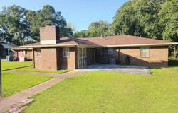 312 Cabe Street, Malvern, AR 72104-3022
