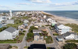 217 W Atlantic Boulevard, Atlantic Beach, NC 28512