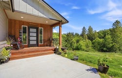 200 RED HAWK Dr, CastleRock, WA 98611