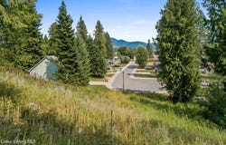 Nna White Way, Priest River, ID 83856