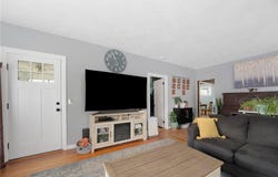 66 Dean Avenue, Smithfield, RI 02917
