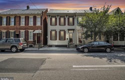 41 S EAST STREET, CARLISLE, PA 17013