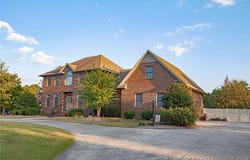 1110 Spanish Oak Lane, Lumberton, NC 28358