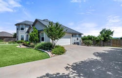 108 Landon Ln, Llano, TX 78643