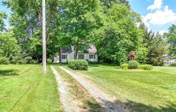 2075 Tallmadge Road, Kent, OH 44240