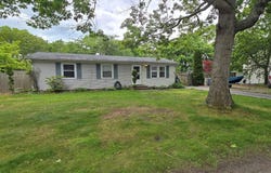 16 Sagewood Drive, Shirley, NY 11967